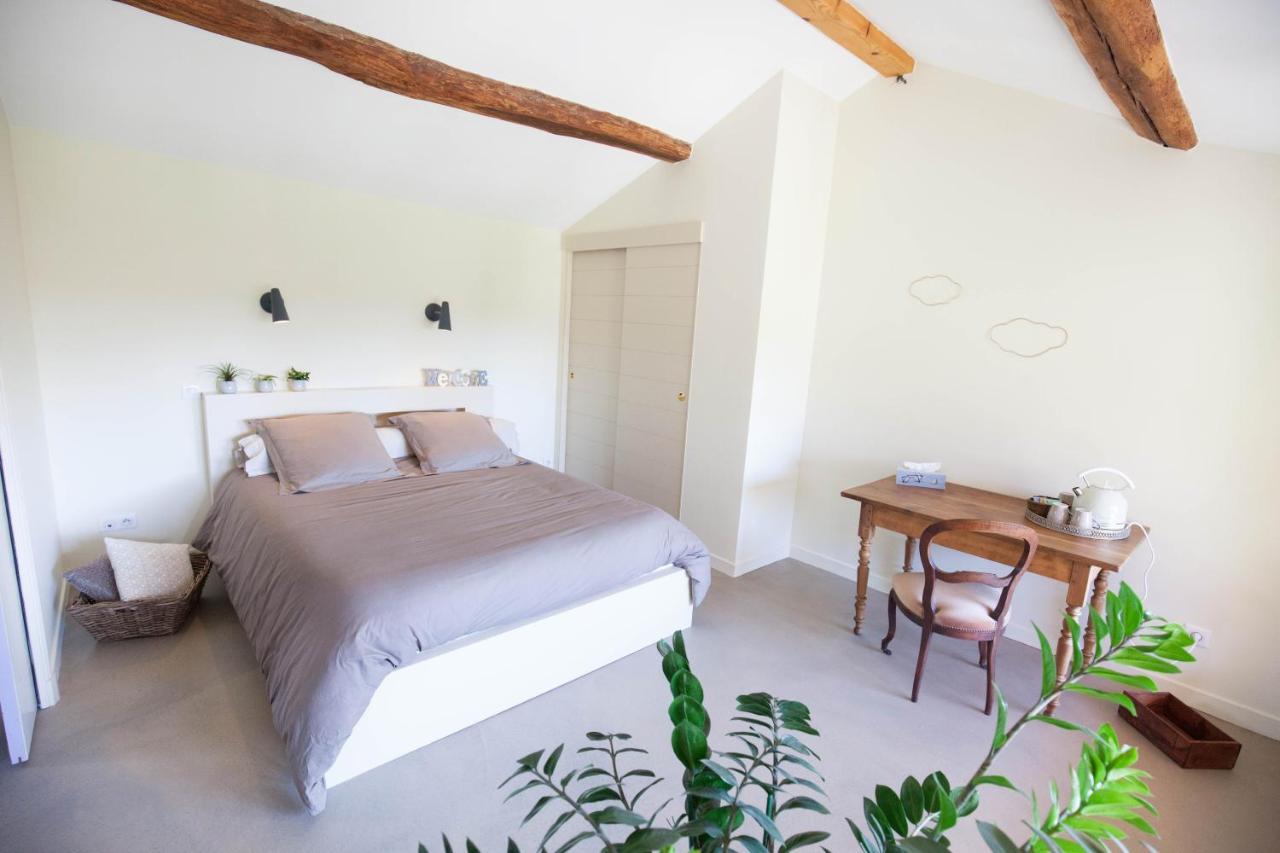 Le Relais De La Godasse Reyrieux Экстерьер фото
