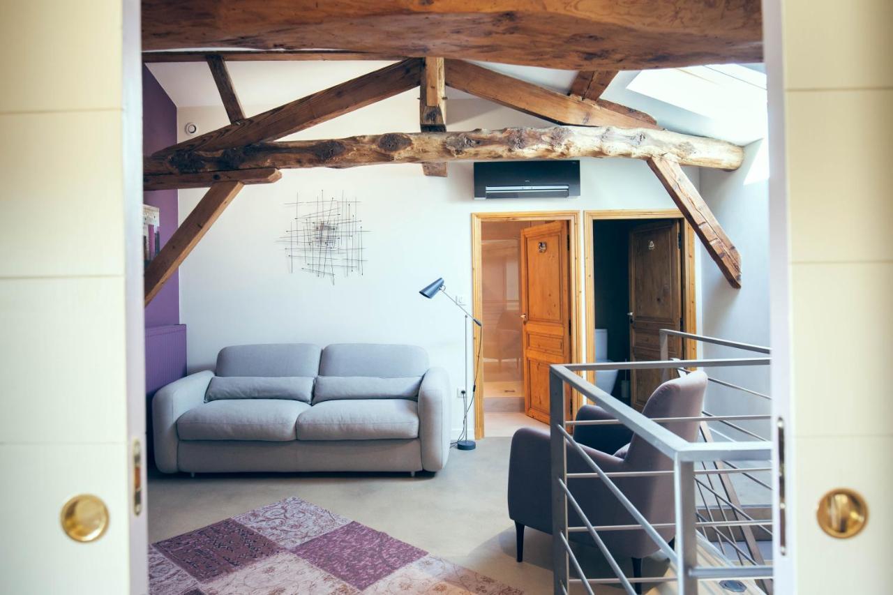 Le Relais De La Godasse Reyrieux Экстерьер фото
