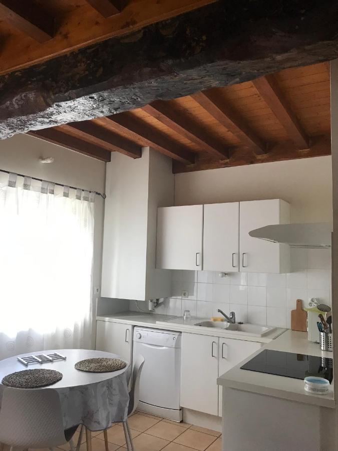 Le Relais De La Godasse Reyrieux Экстерьер фото